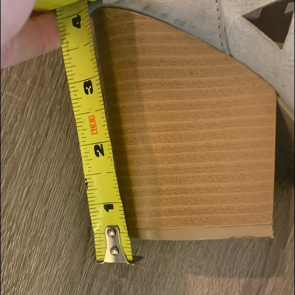 Cream Cutout/Lace-up Wedges, worn twice - Picture 5 of 8